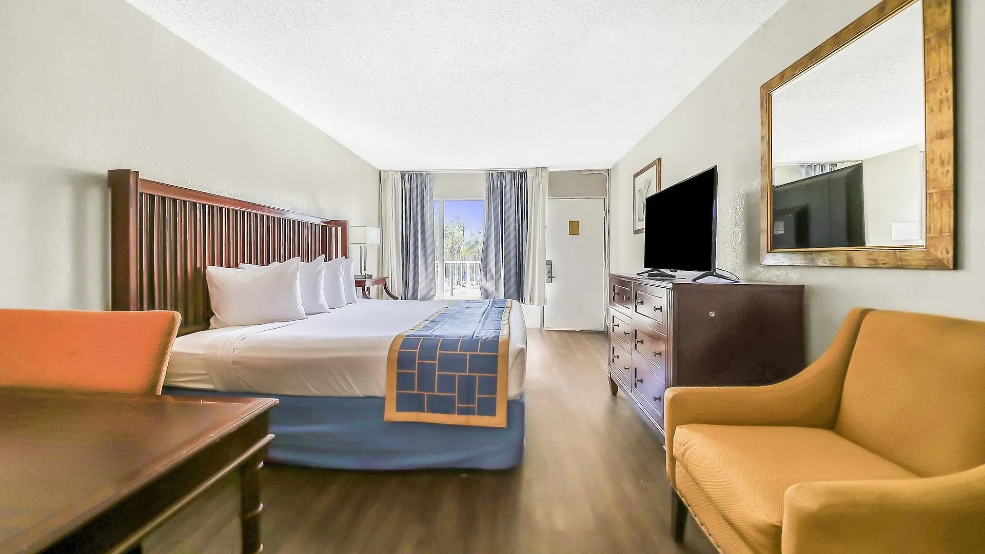 Days Inn By Wyndham Daytona Beach Speedway Hotel