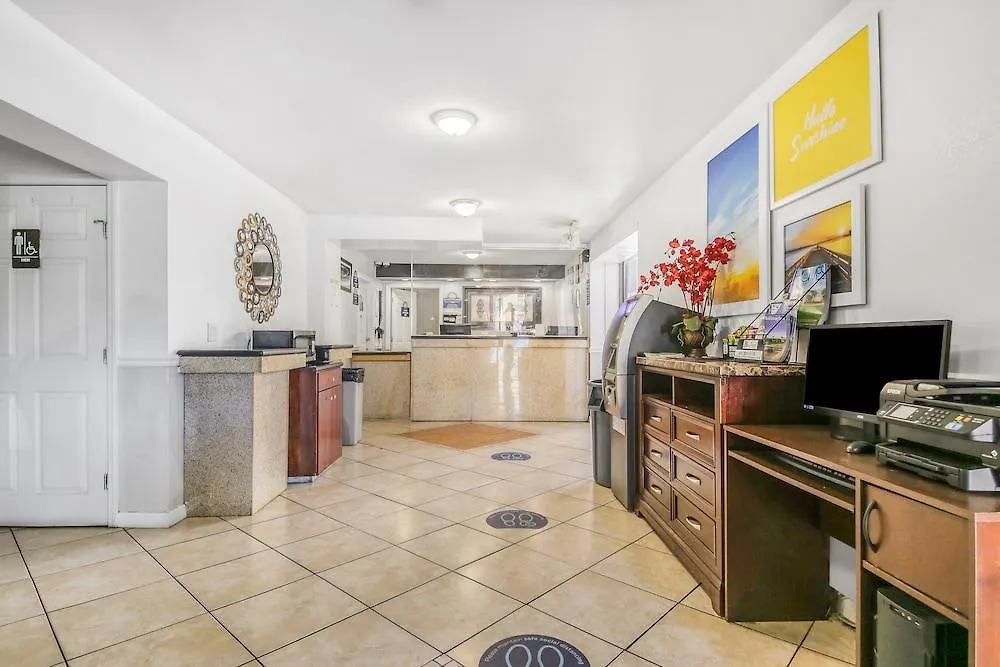 Hotel Days Inn By Wyndham Daytona Beach Speedway